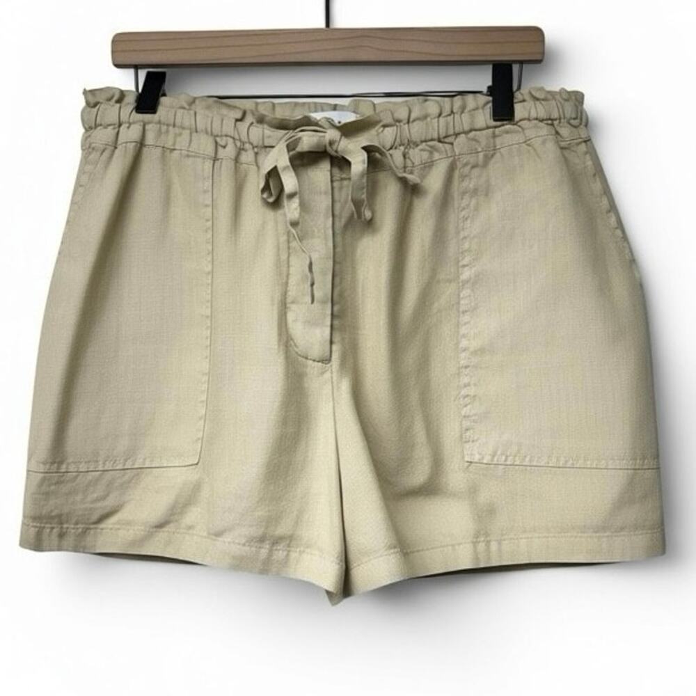 Michael Stars Paulette Beige Shorts Size Large 100% Linen Ruffled Waist Coastal